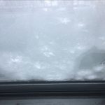 凍り付いた窓